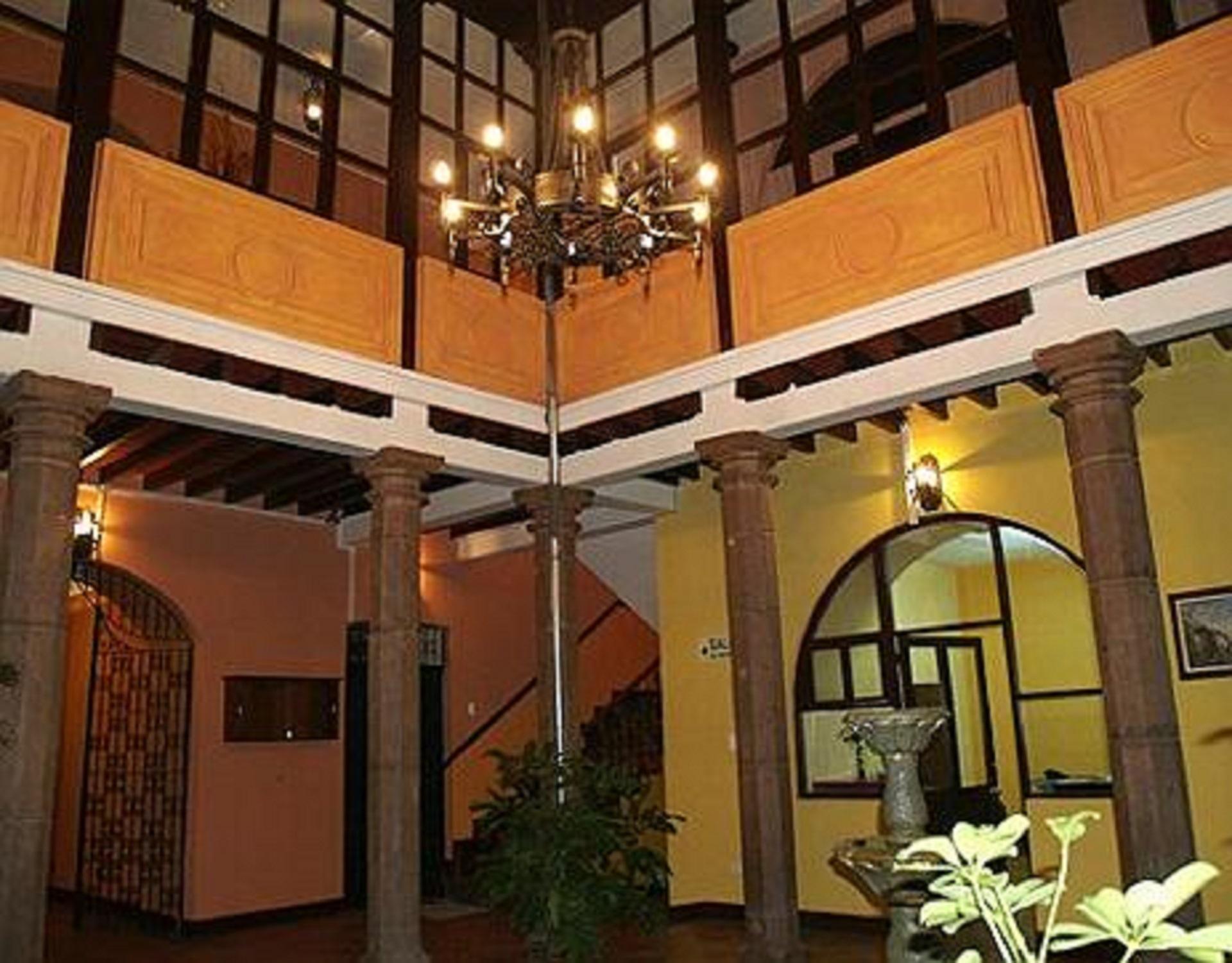 Hotel Catedral Quito Exterior foto